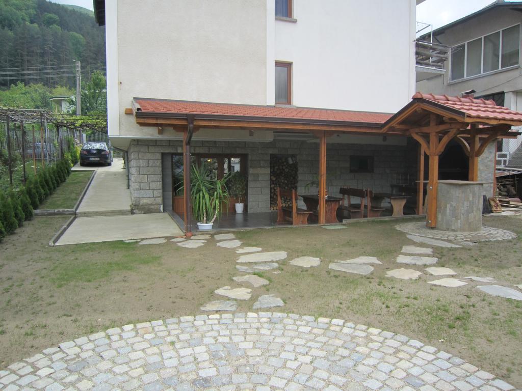 Slavina Guest House Sapareva Banya Εξωτερικό φωτογραφία